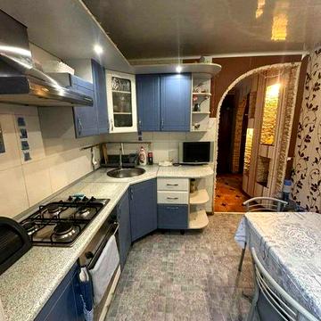 Здається в оренду 2-х кімнатка квартира по вул. Криворізькій
