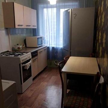 Сдам 2-х комн. квартиру, 3\9 этаж. Кондиционер. Клочко 6. Можно питомцев!