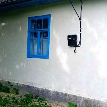 Продам звичайний будинок у селі недалеко річки Дністер.
