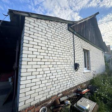 Частина Будинку р-н Бойова  окремий двір