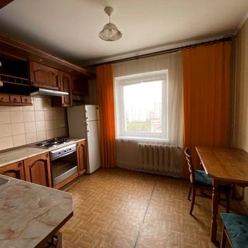 Здам однокімнатну квартиру в Дарницькому р-ні(Позняки), вул. Григоренко 5.
