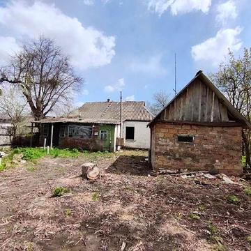 Продам будинок  з ділянкою в Мотовилівці.