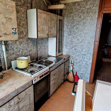 В продаже 1-ком. Калнышевского, за ДК "Металлург". 
По технике есть  бойлер и газовая плита.  Стартованным покупателями.