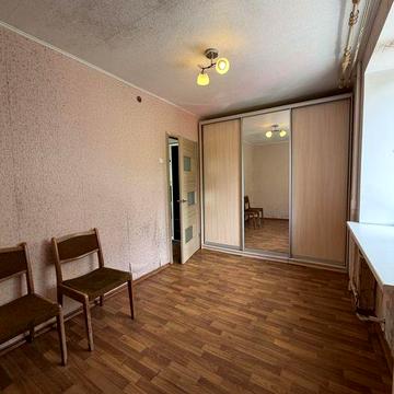 Продам 3к квартиру на вул Полігонна, 22а, другий поверх