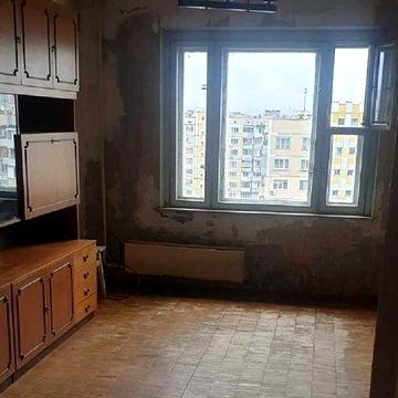Продам 2 кімнатну квартиру вул. Червоної Калини
