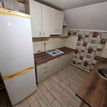 Здається 1-но кімнатна частина будинку на 2-му поверсі по вулиці Квітуча в р-ні Старого міста, читайте опис