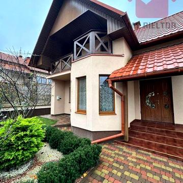 Продаж будинку із затишною атмосферою, район Червениця