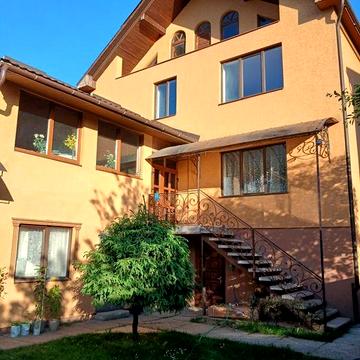 Ціну знижено! Продаю чудовий будинок Свалява Закарпатської області