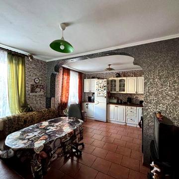 Продаж міцний, доглянутий будинок 120 кв. Слобода