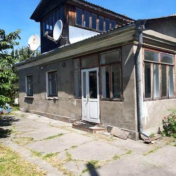 Будинок по вулиці Миру