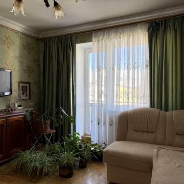 Продам  3 кім кв.  з індивідуальним опаленням Драгана