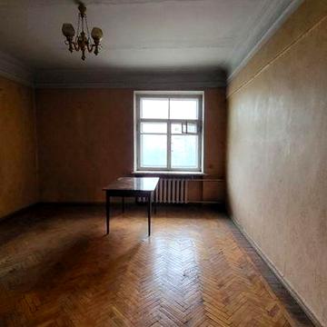 Срочно! Продам 3 комнатную квартиру, сталинка, "литерка" метро Вокзальная