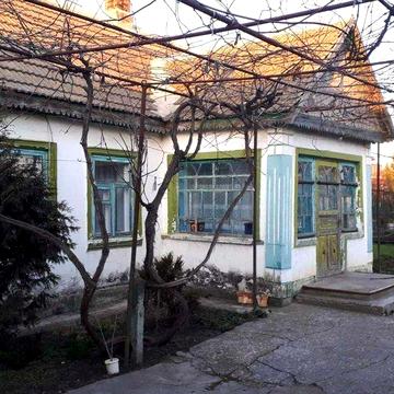У продажі будинок у селі Молодіжному біля Чорноморська