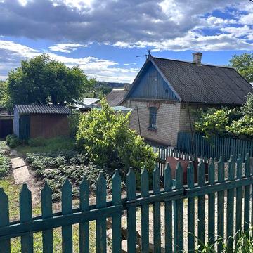 Продам приватизированный участок 18 соток с  жилыми домами, Покровский р-н