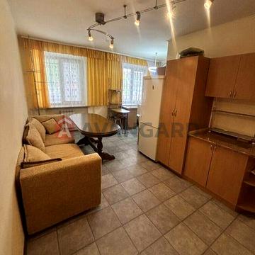 Продам 3-к Квартиру АГВ