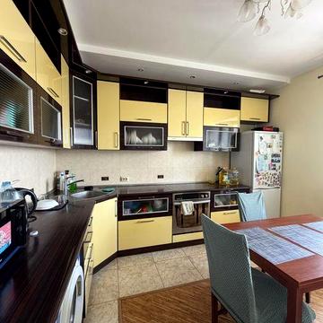 Продаж  1к квартра 45,2м Вишневе