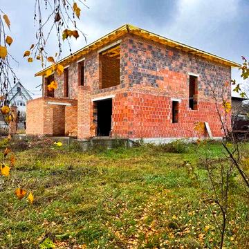 ДВА дуплекси з великою ділянкою! Комунікаціі, центр, дорога!
