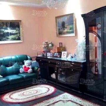 AS D2 Продам простору 2-кімнатну квартиру в самому центрі Харкова по вул. Сумська, 106, поруч із Палацом одруження
