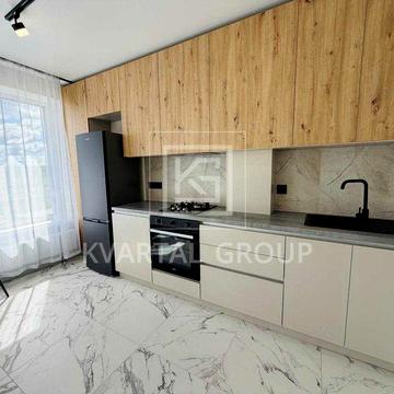 Продам ГАРНУ квартиру з новим ремонтом, меблями. ГАЗ. ЖК Молодість