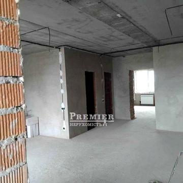 Продам 2-кімнатну квартиру в цегляному будинку