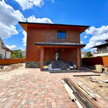 Двоповерховий будинок 220м2 з підвалом с.Петропавлівська Борщагівка