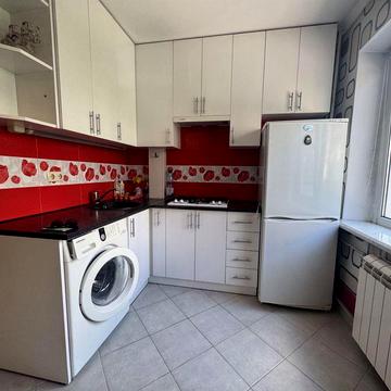 Продаж 1 кімнатної кіартири р-н Дружба