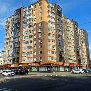 Продається простора квартира в ЖК"Резиденція" в центрі міста. ЖК Резиденція