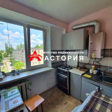 Продаж 1-кімнатної квартири, вул. Магістральна, цегляний будинок