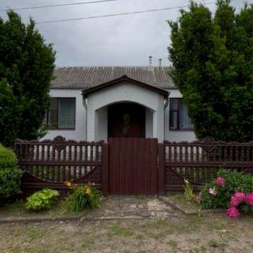 Продам власний часний будинок 3 кімнатний ,6 соток ,58