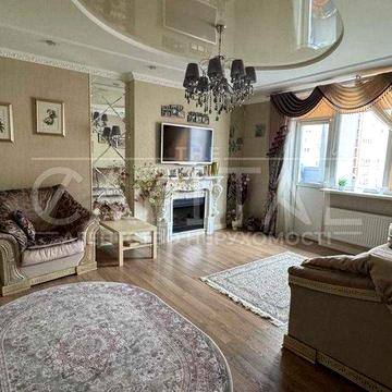 Продаж 2 кімнатної квартири 79 м2, вул. Степана Рудницького 3/7