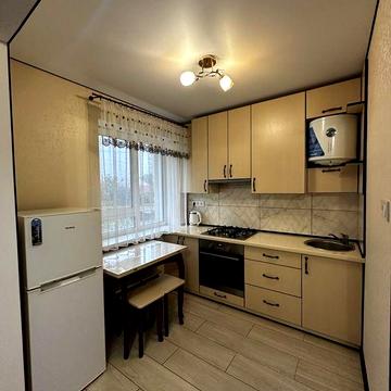 Оренда 1к квартири в центрі Білогородки