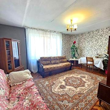 Продам 1-кімнатну квартиру, великої площі