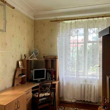 Продаж Сталінки в самому Центрі 3х- кімнатна 23646