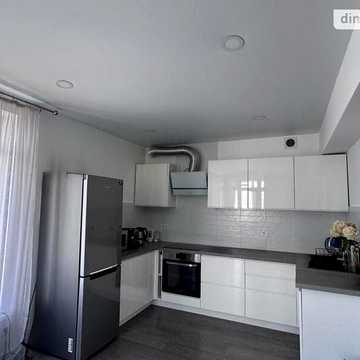 Продаж 3к Квартира Парникова вулиця