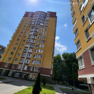 Продам 3-х комнатную квартиру на Кримськом бульваре. Новый жилой комплекс. Подземный паркинг