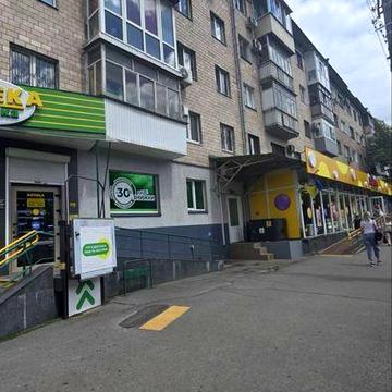 Однокімнатна  квартира по вул. Соборності,74