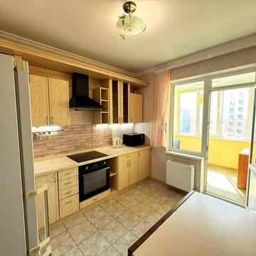 Продам квартиру в Радужном ЖК Радужный
