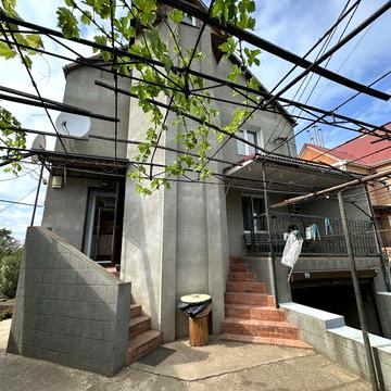 Продам будинок в Кароліно Бугаз.