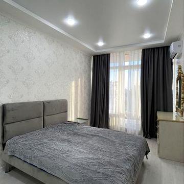 Сдам кв, в Аркадии, 2 спалини балкон, 70 м2, 36 26 жемчужина