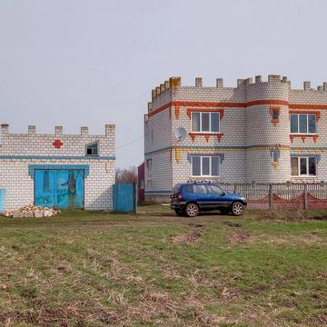 Продам або здам в довготермінову оренду