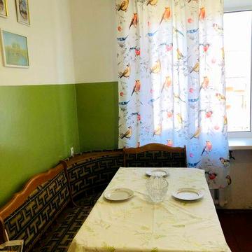 Здам квартиру в історичному центрі по вулиці Короленка.