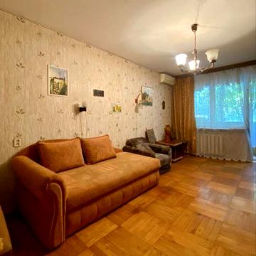 Сдам 2-х комн.кв. возле Сити Центра на пр. Небесной сотни