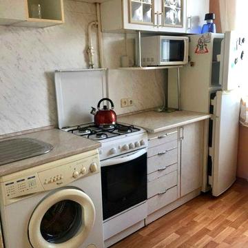 Виговського,16 здам 1 кімнатну квартиру в хорошому стані