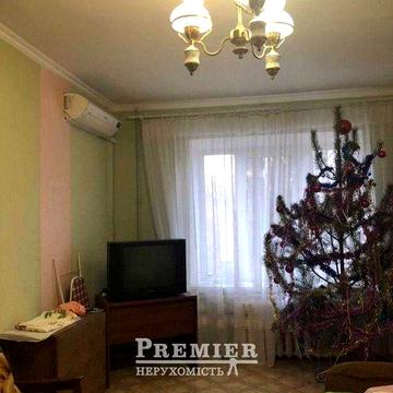 Продам 2-х ком квартиру в Центре. Ремонт.