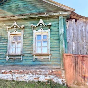 Продам півбудинка, вул. Короленка