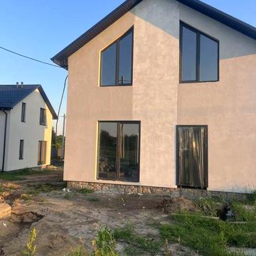 Будинок в районі Академічного 75000$  90 м²