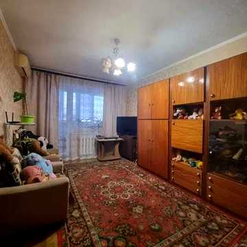 Продам 2к квартиру на Парусе, можно безнал