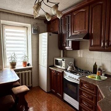 Продаж 3 кімнатної квартири Київський м-н