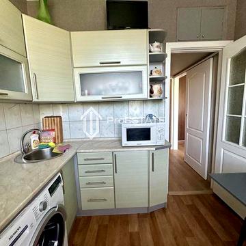 Продаж 1к квартири 31.61 кв. м  на просп. Миру 6 •