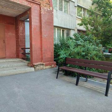 Продам 1 кімнатну кв-ру,2 поверх на Червоному Камені. ПРЕ